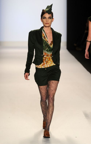 Illustration for article titled Sneak Peek: The Project Runway Fashion Show